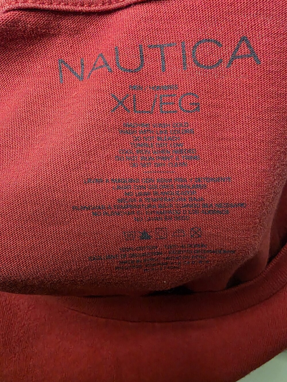 Nautica Mens XL Red Short Sleeve T-Shirt 'Established 1983' - Picture 8 of 9